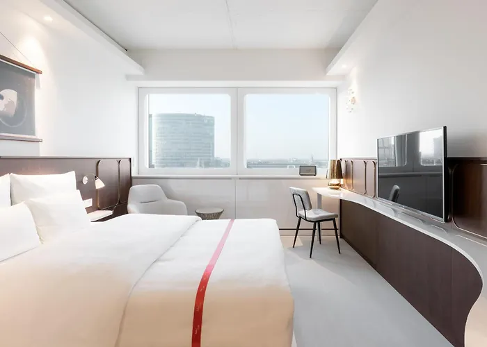 Hotel Ruby Luna 4*