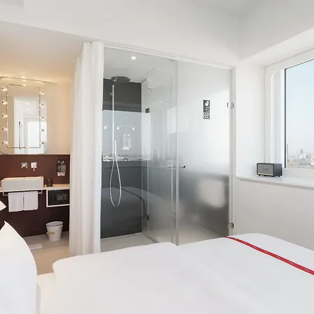 Hotel Ruby Luna By Ihg 4*